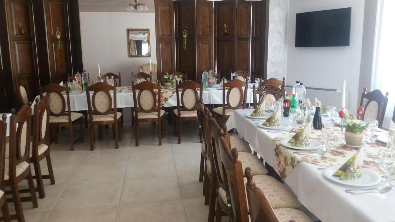 Conacul Domnitei Hotel Voroneț Exterior foto