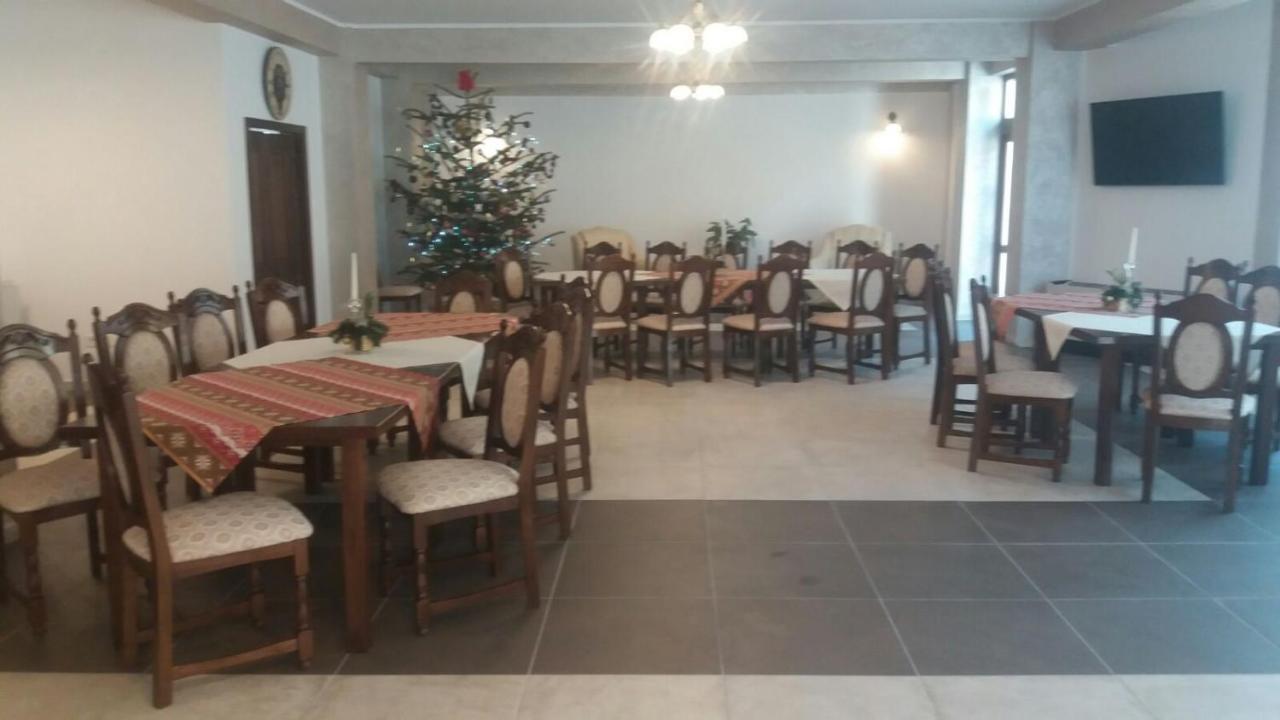 Conacul Domnitei Hotel Voroneț Exterior foto